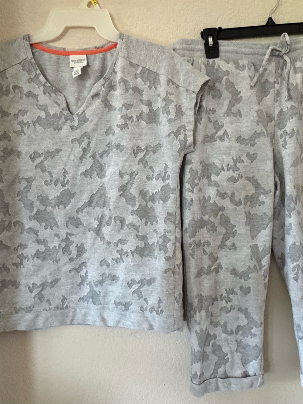 wonder nation Gray Camouflage Short Sleeve Kids Pajama Set